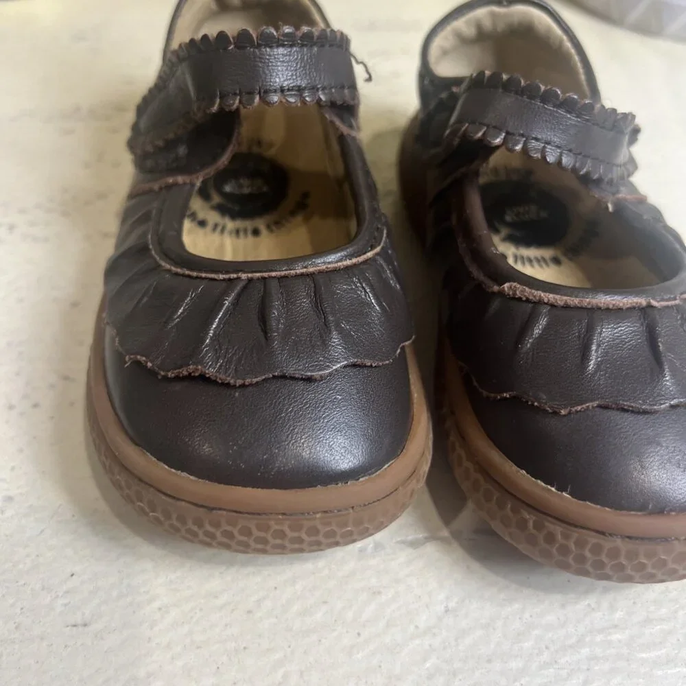Livie & Luca Brown Ruche Classic Mary Jane Toddler Girls Size 5 Leather